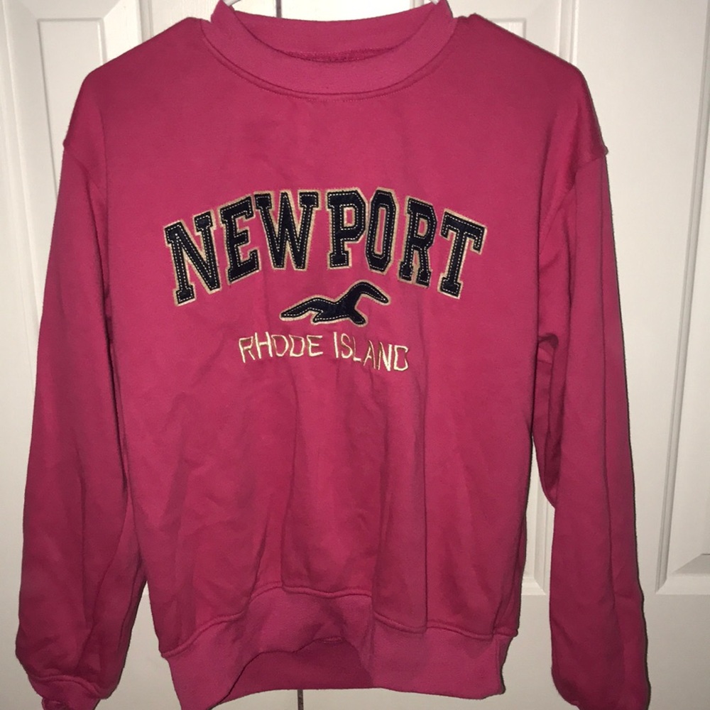 NEWPORT, RI CREW SWEATSHIRT
